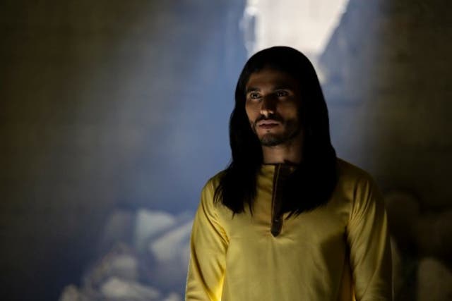 Medhi Dehbi in Netflix's new religion-themed political thriller, 'Messiah'