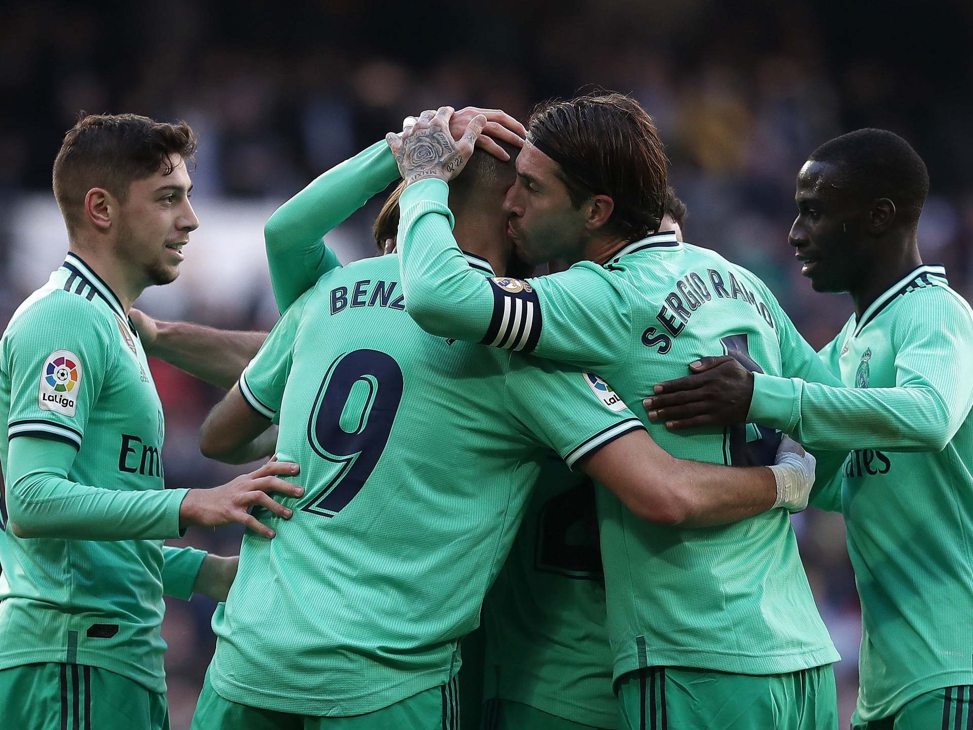 Real Madrid celebrate after scoring against Espanyol
