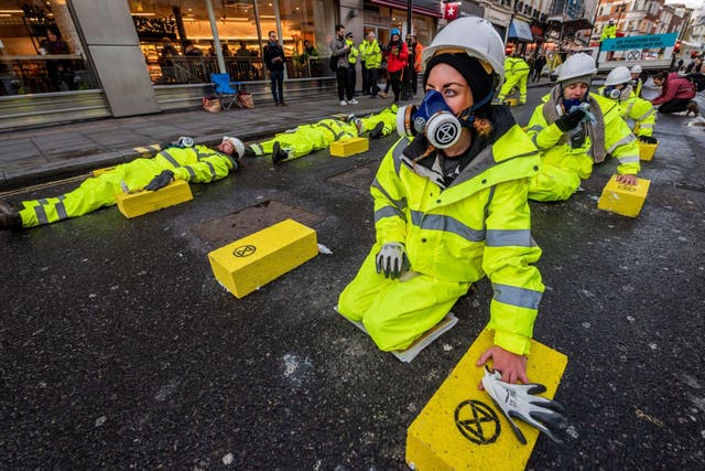 Protesters took to the streets in Manchester and London to protest against air pollution