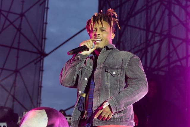 Rapper Juice Wrld died after suffering a seizure at an airport in Chicago