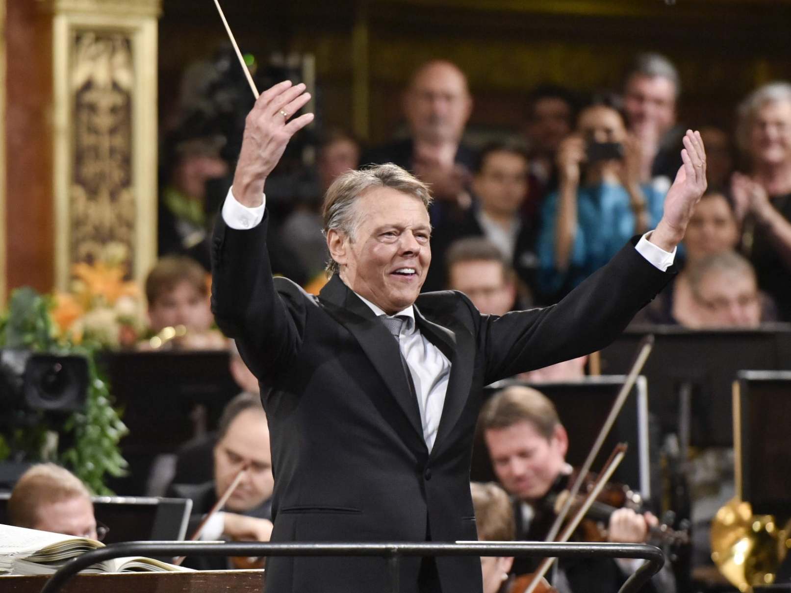 Jansons conducts the traditional New Year Concert with the Vienna Philharmonic Orchestra at the Vienna Musikverein in 2016