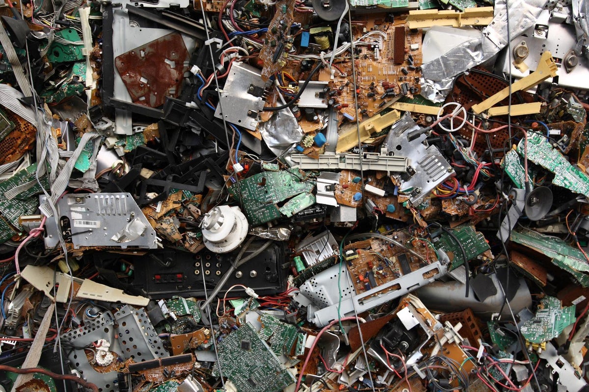 Recycled laptops triggering toxic fumes in Thailand | The Independent ...