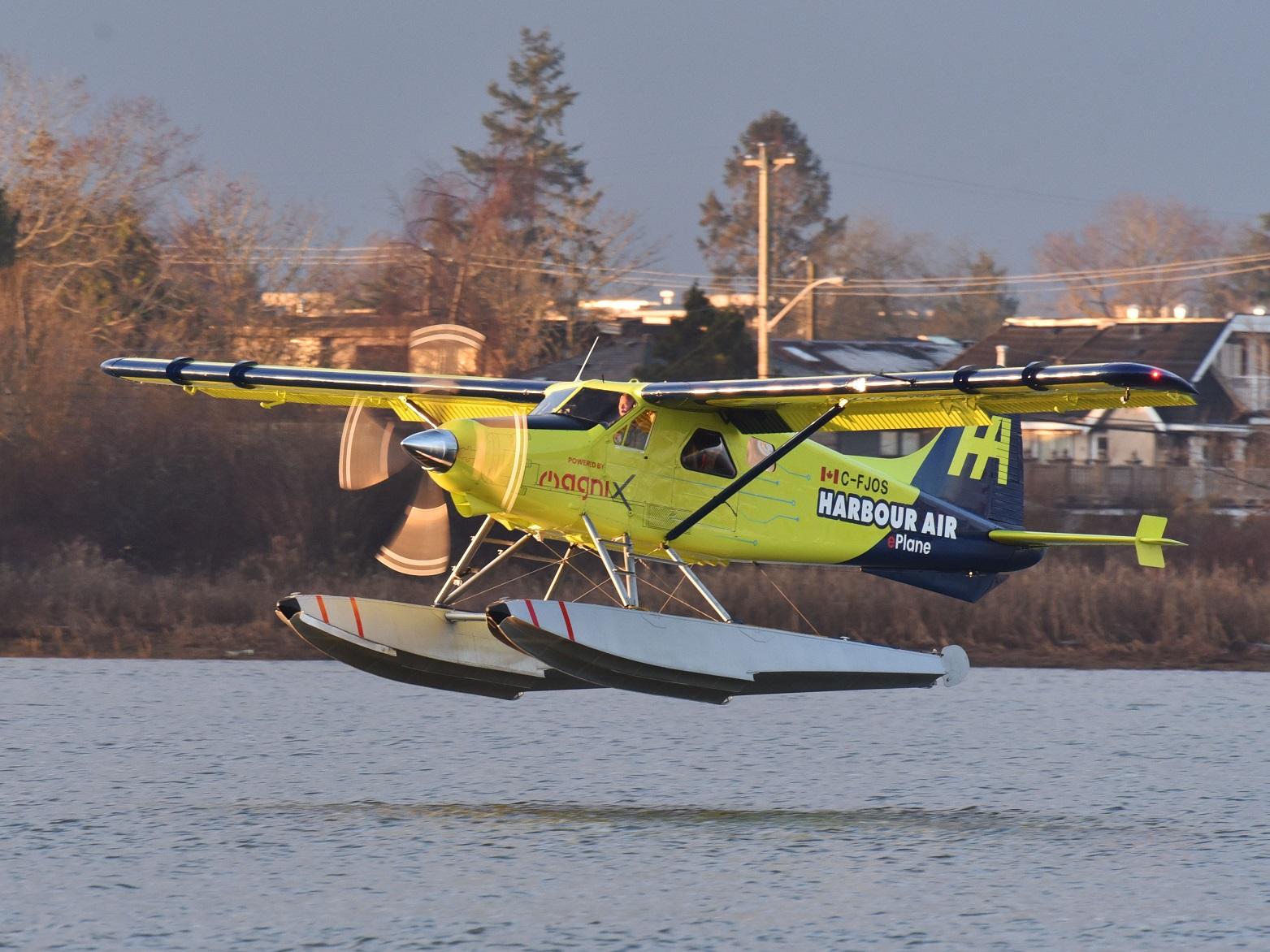 Electric plane makes history in world&apos;s first commercial test flight 