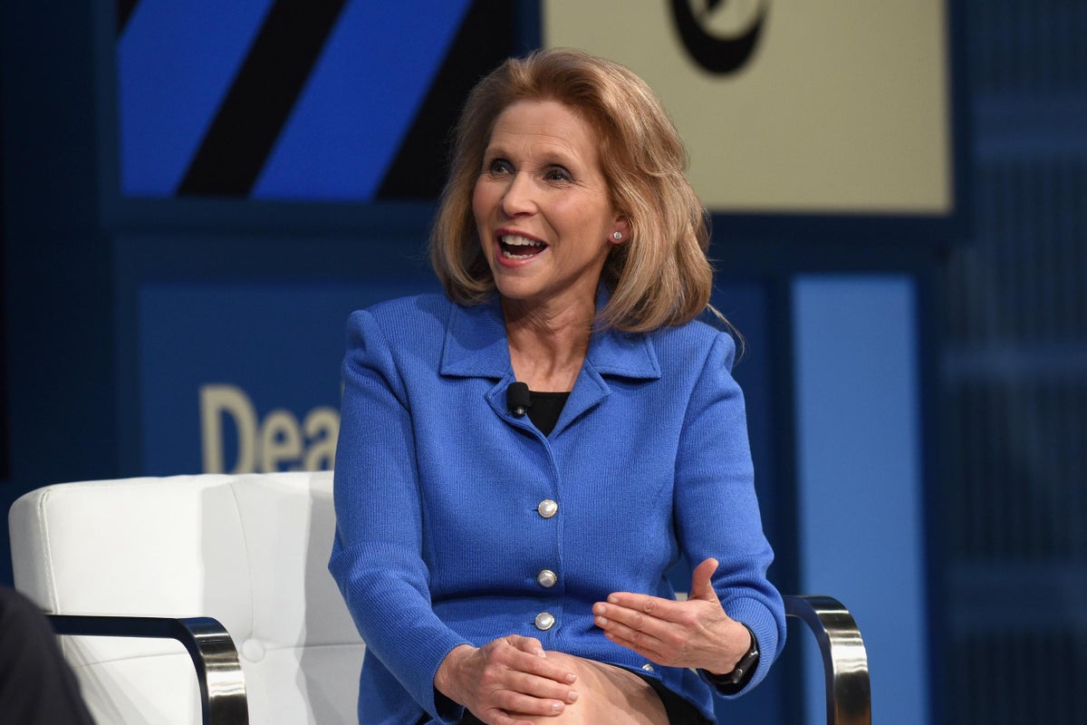 Democrats warn Redstone Paramount talks with Trump over CBS Kamala Harris interview may be bribery