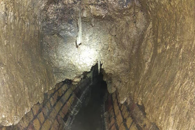 A 30-tonne fatberg was removed from sewers beneath Cathedral Street in London Bridgee