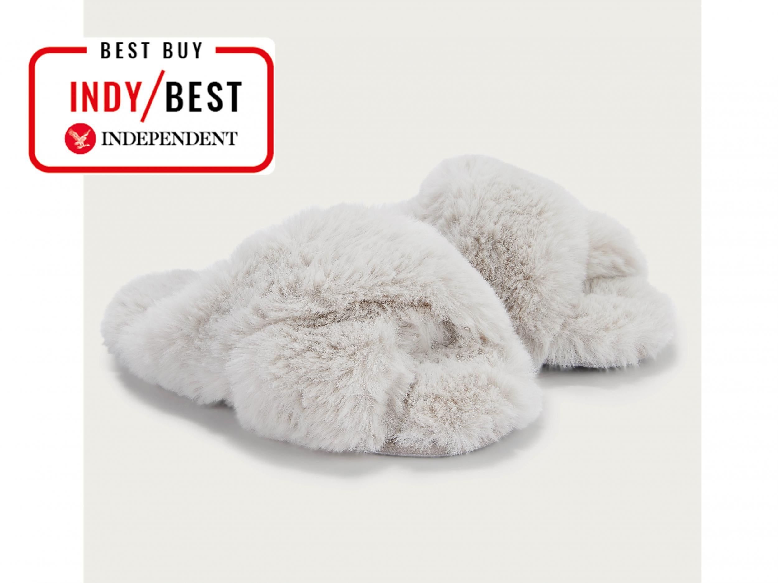 Best Women S Winter Slippers That You Won T Want To Take Off