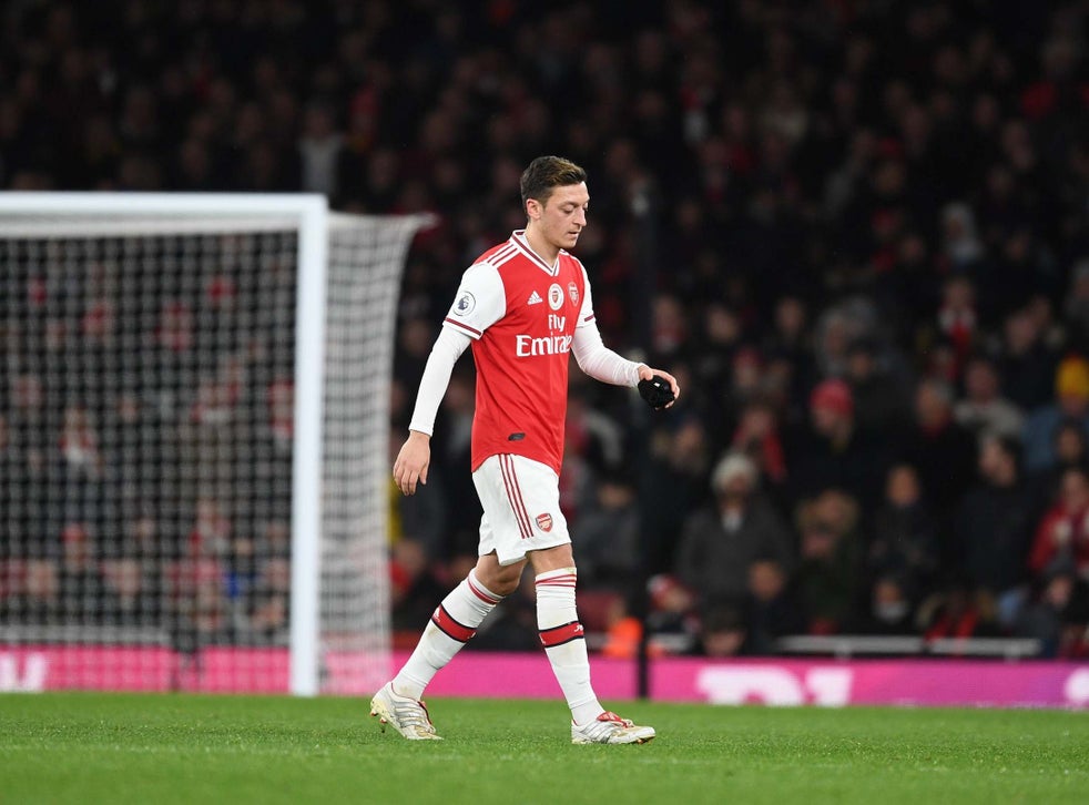 Mesut Ozil Deleted From Chinese Version Of Computer Game Pes 2020 The Independent The Independent