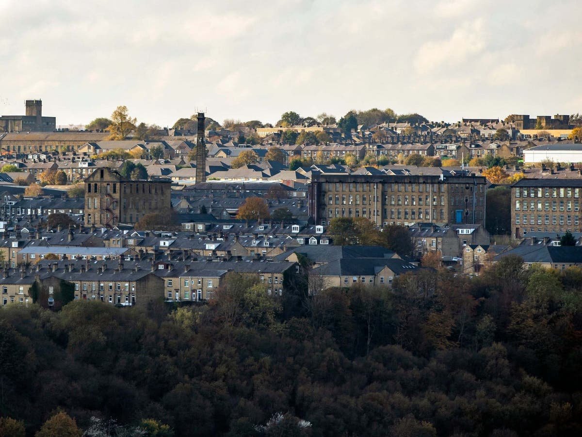 Halifax ‘grooming gang’: Police officer among 16 men charged with sexually abusing girls