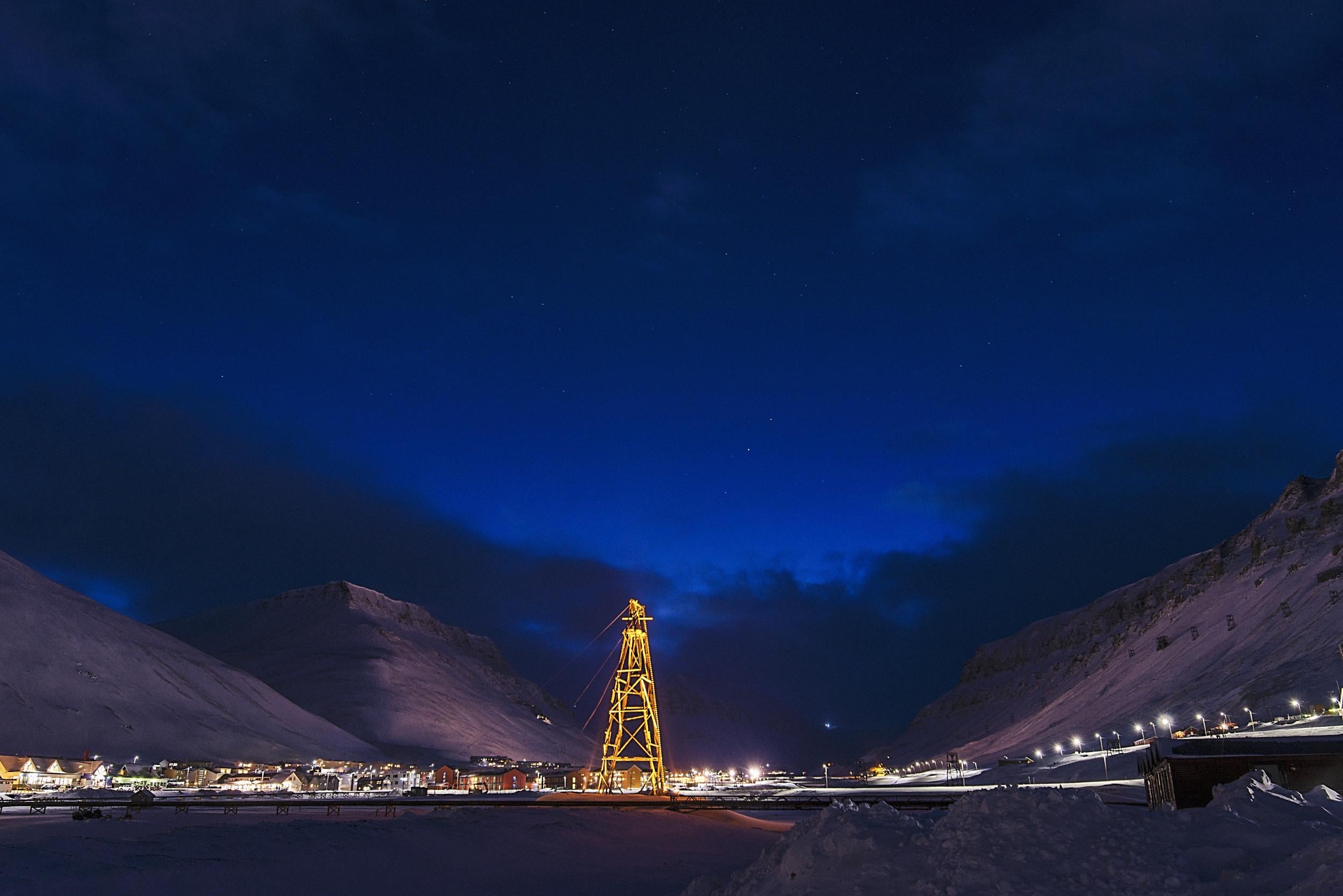 Longyearbyen during polar night