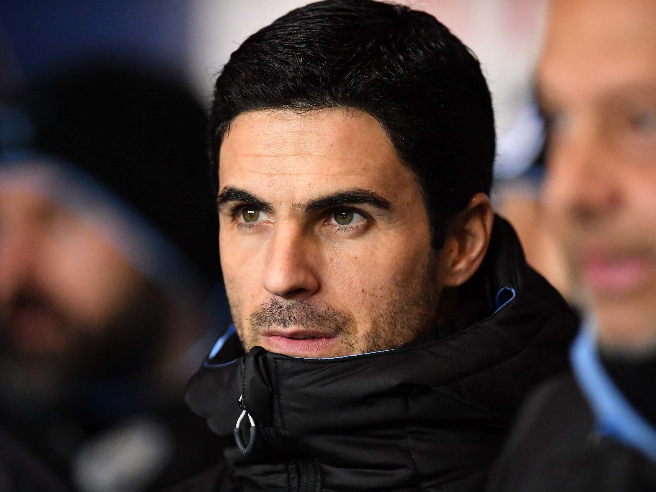 Mikel Arteta takes over a split camp at the Emirates