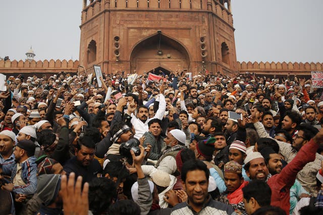 Thousands gather outside the Jama Masjid mosque in Delhi to protest the new citizenship law