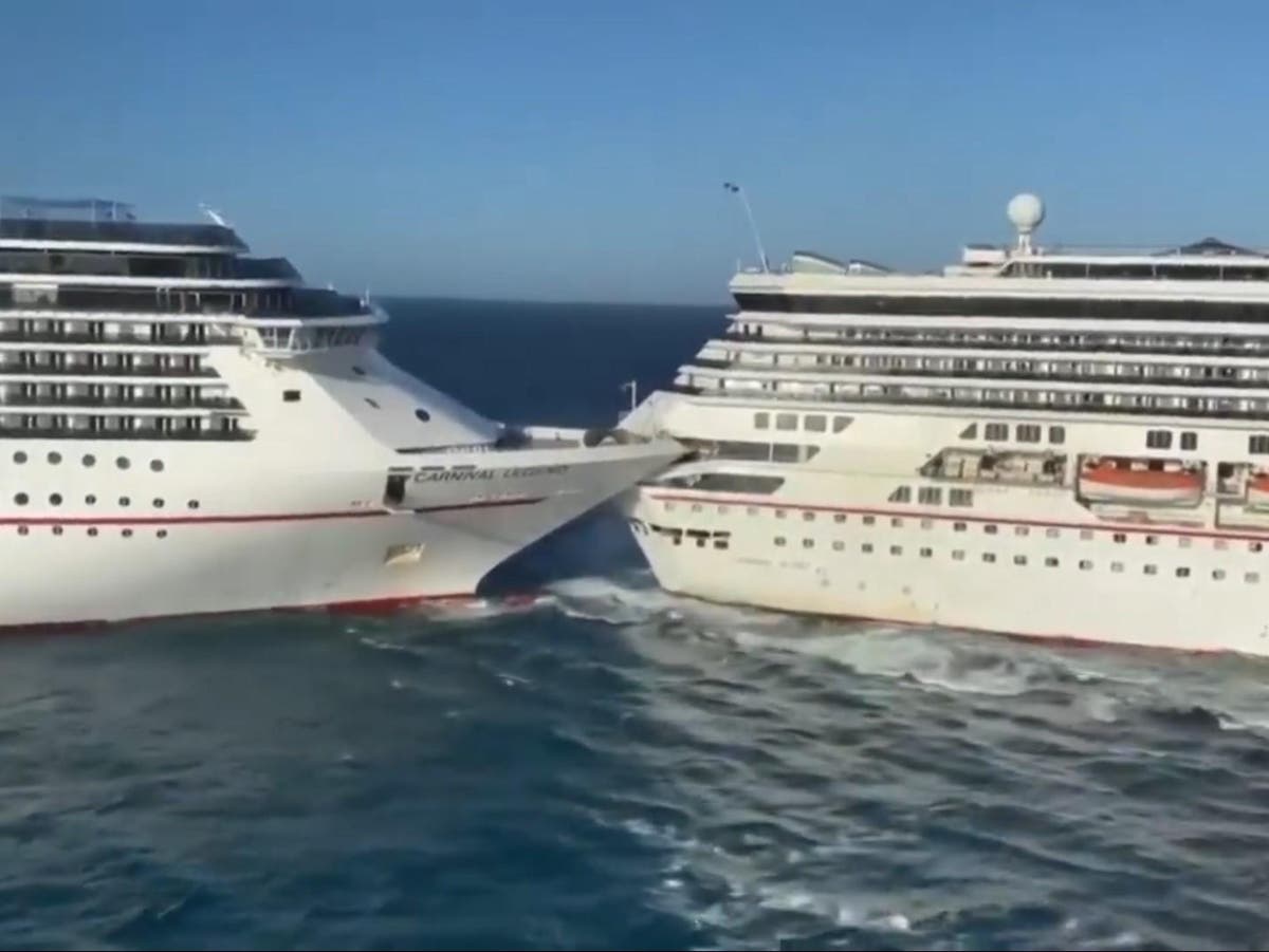 cruise passengers stranded in mexico
