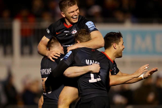 Owen Farrell leads the celebrations of Saracens’ final try