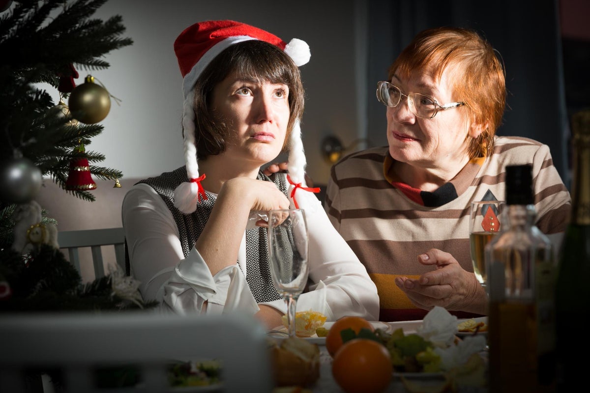 Dreading going home for Christmas? How to deal with difficult family