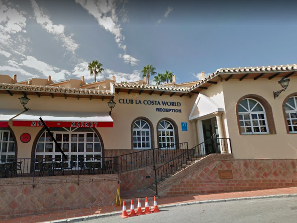 Three members of British family found dead in Costa Del Sol swimming pool