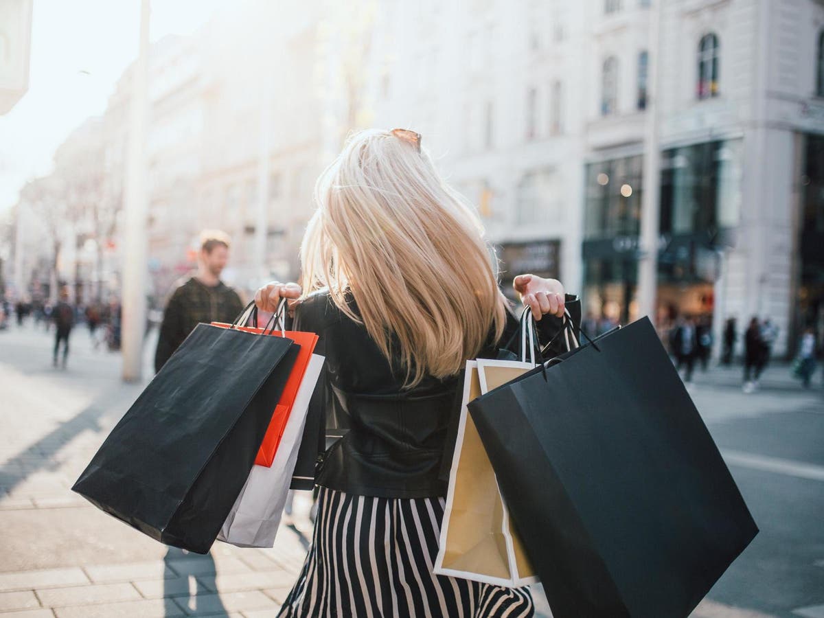 Shoppers to shun fast fashion brands in Boxing Day sales, finds survey