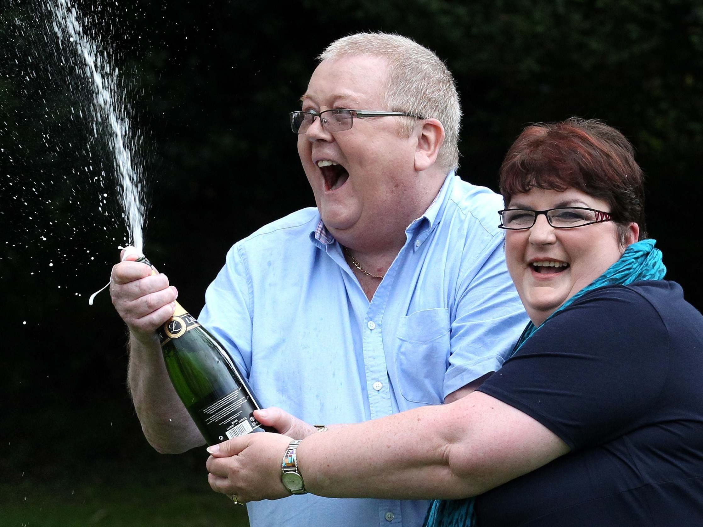 Nicola Sturgeon pays tribute after £161m EuroMillions jackpot winner dies
