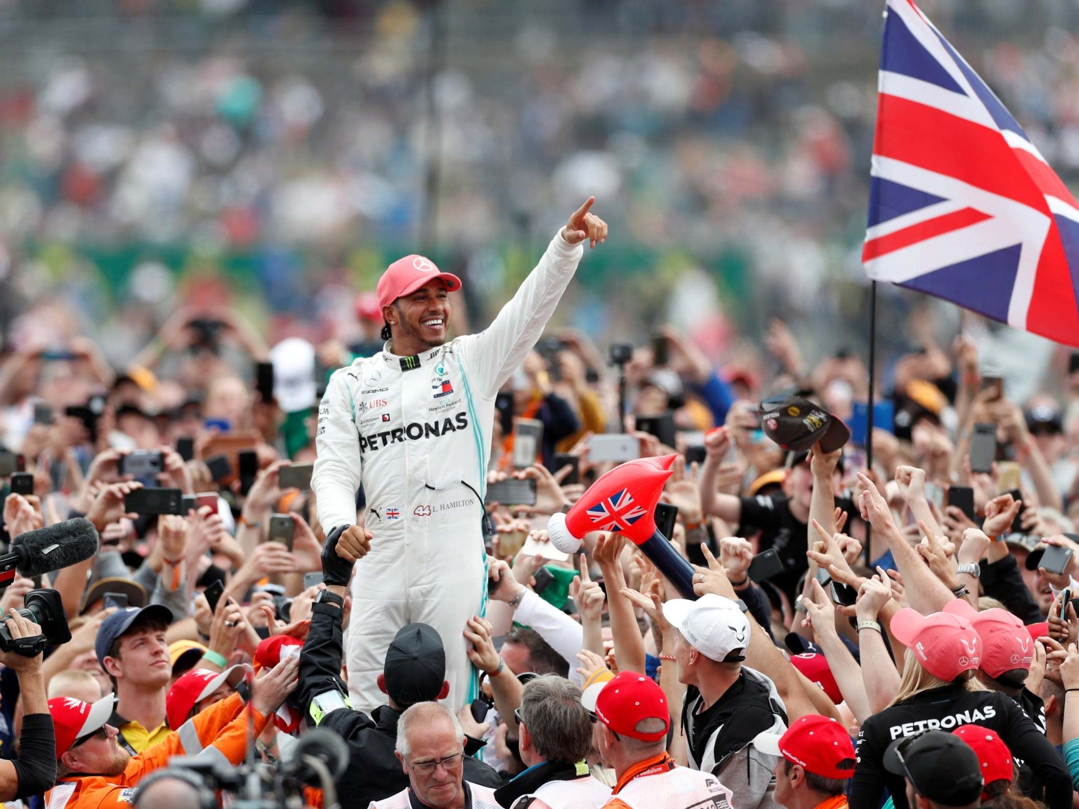 Lewis Hamilton has been omitted from the New Year’s Honours list despite winning a sixth F1 world championship