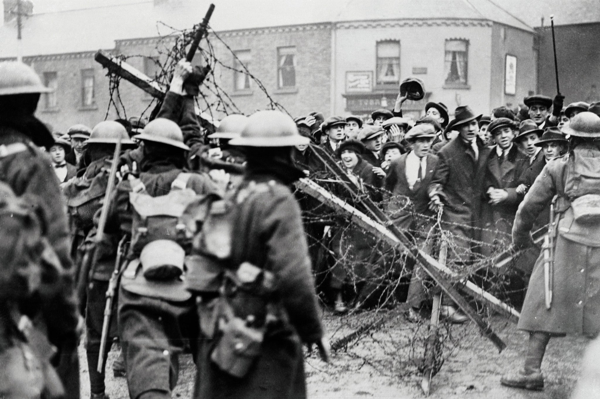 A century ago, Ireland was fighting for its independence. Today, Scottish independence may become reality