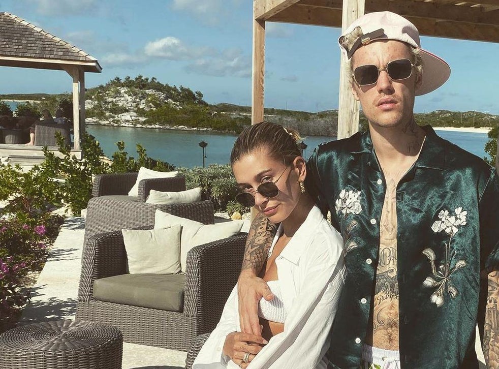 New Year S Day How Celebrities Brought In 2020 On Instagram The Independent The Independent