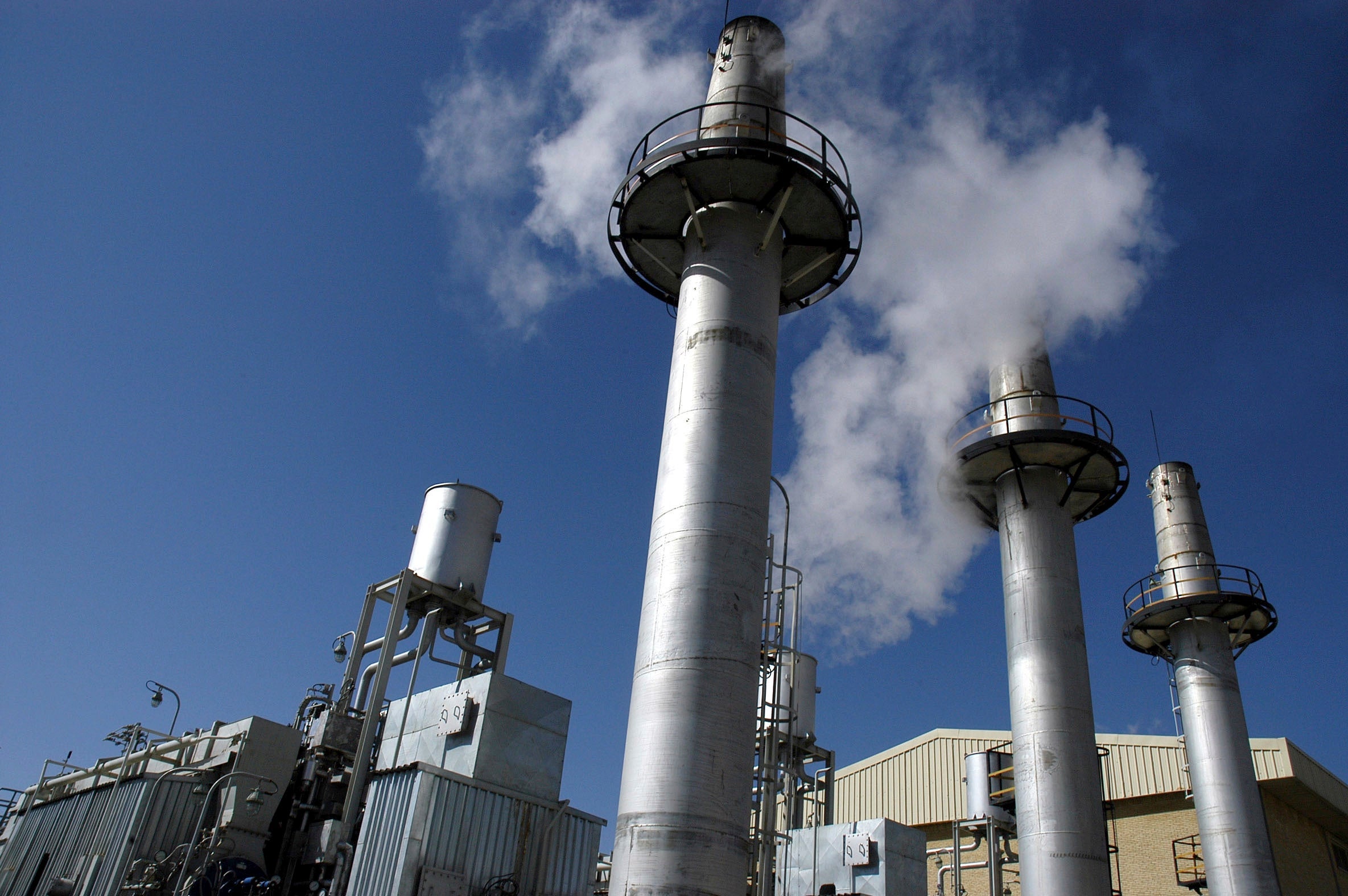 Related video:  Iranian Revolutionary Guard spokesman cries over Qassem Soleimani's death on state TV