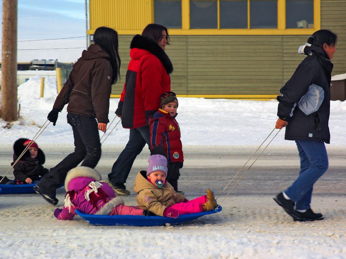 Inuit-run clinics give indigenous women the right to give birth at home