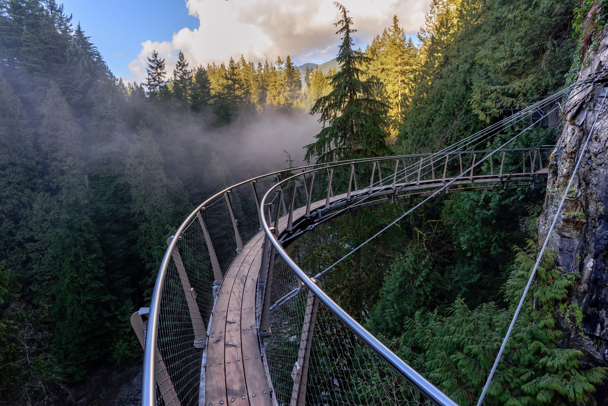 Walk tall on the Capilano Suspension Bridge (Getty/iStock)