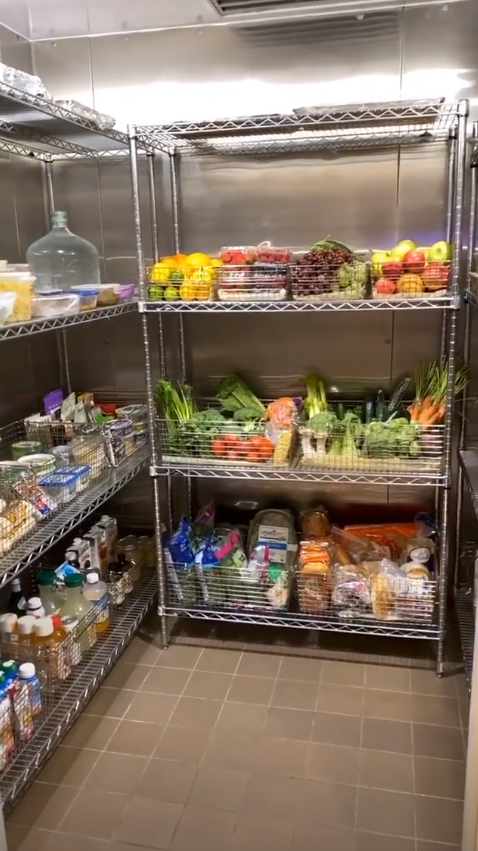 Reality star's fridge is filled with fresh produce (Instagram)
