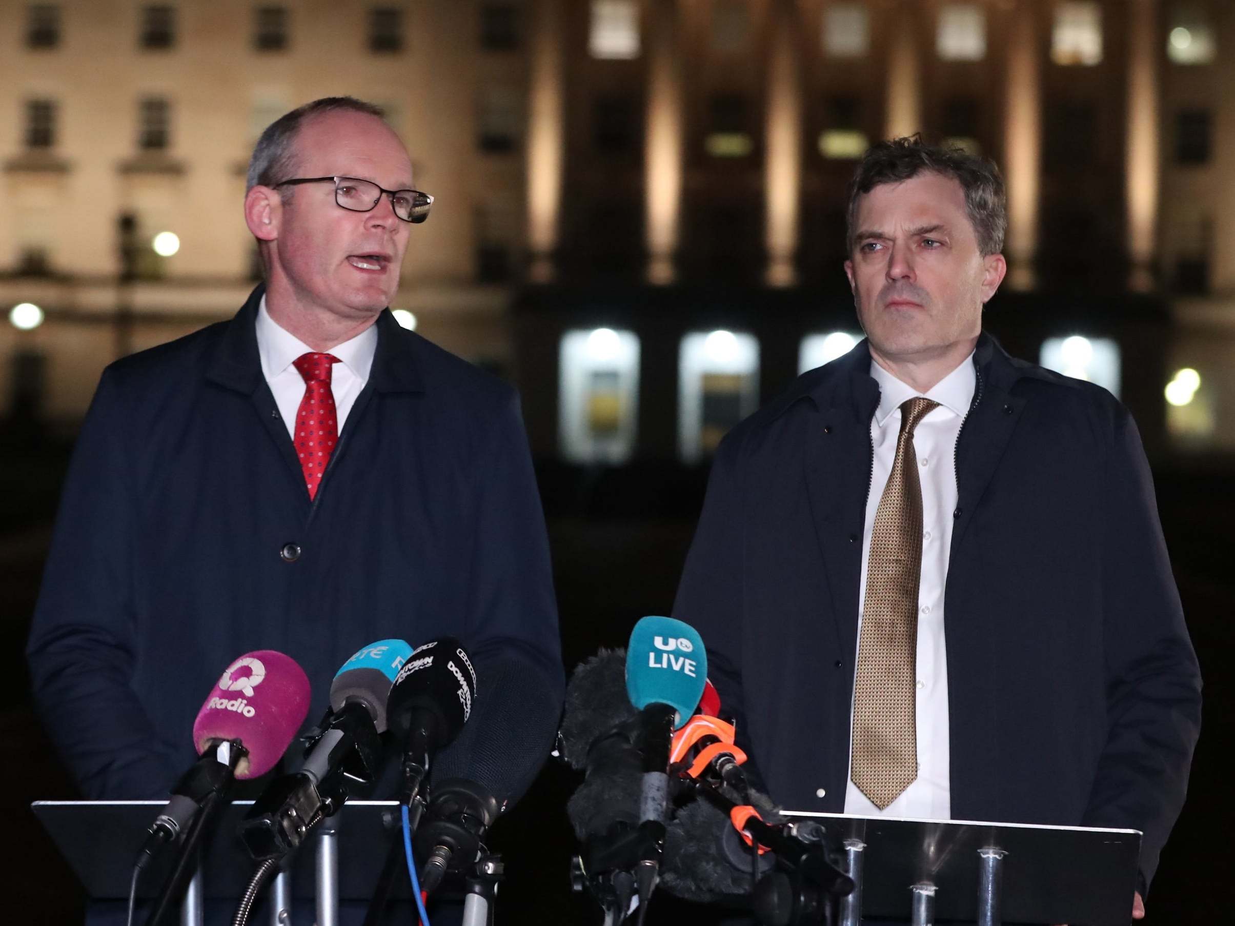 Irish foreign affairs minister Simon Coveney (left) and secretary of state for Northern Ireland Julian Smith issue a statement outside Stormont Parliament buildings in Belfast, 9 January, 2020.