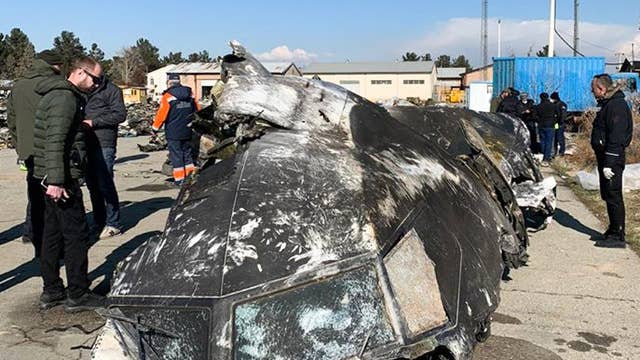 Pilot Arrested After Pegasus Airlines Plane Skids Off Runway And Splits Into Three The Independent The Independent