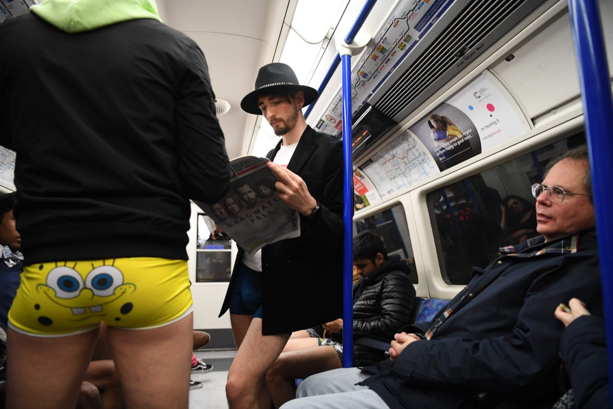 The Mirror on X: No Pants Subway Ride 2016: London commuters strip down to  underwear   / X
