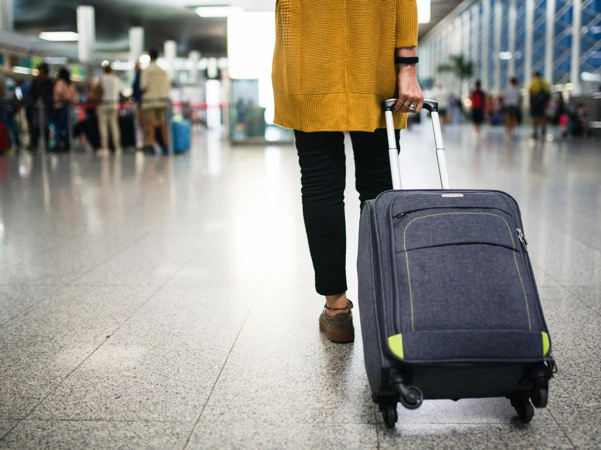 claim compensation for delayed luggage