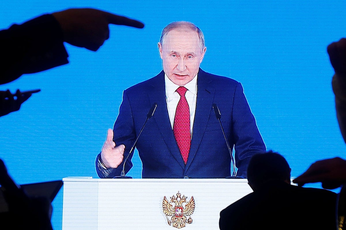 Putin proposes switching power to parliament in sweeping overhaul of ...