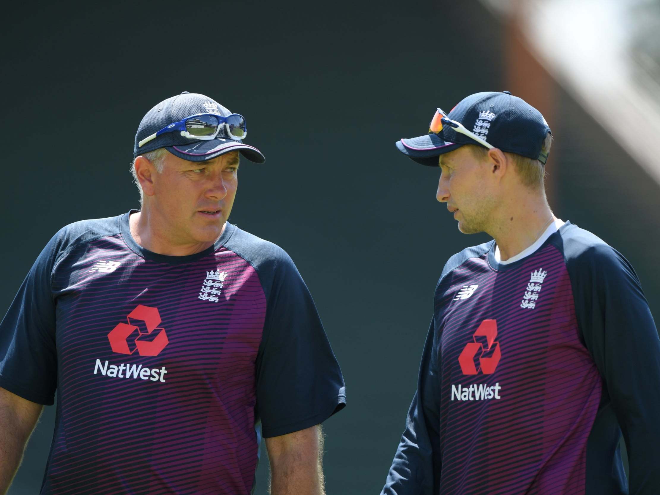 Joe Root chats with Chris Silverwood during England nets