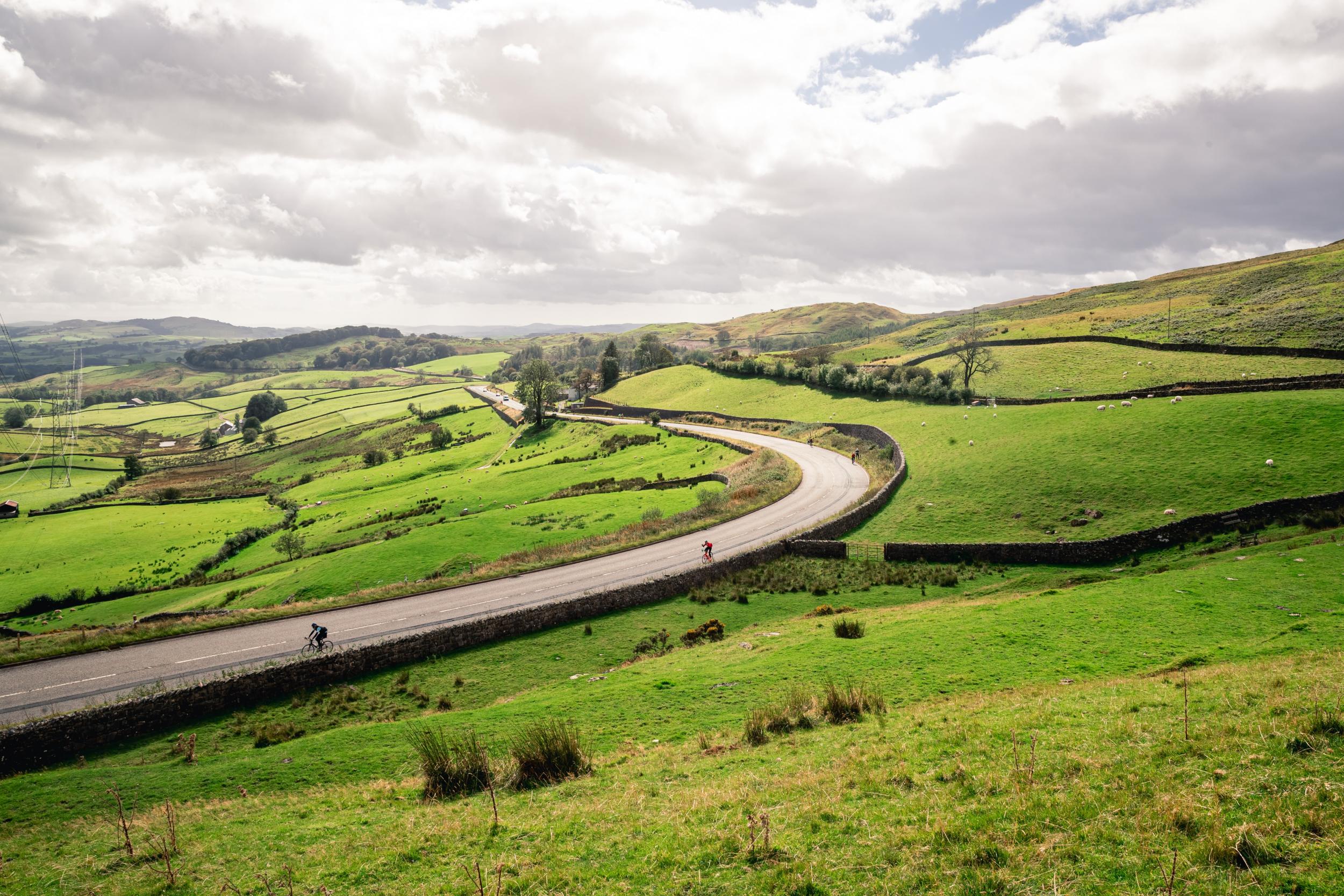 Lejog hustles through pretty English countryside