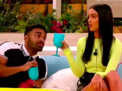 Love Island &ndash; live: Siannise set to dump Nas after 'mixed signals' row