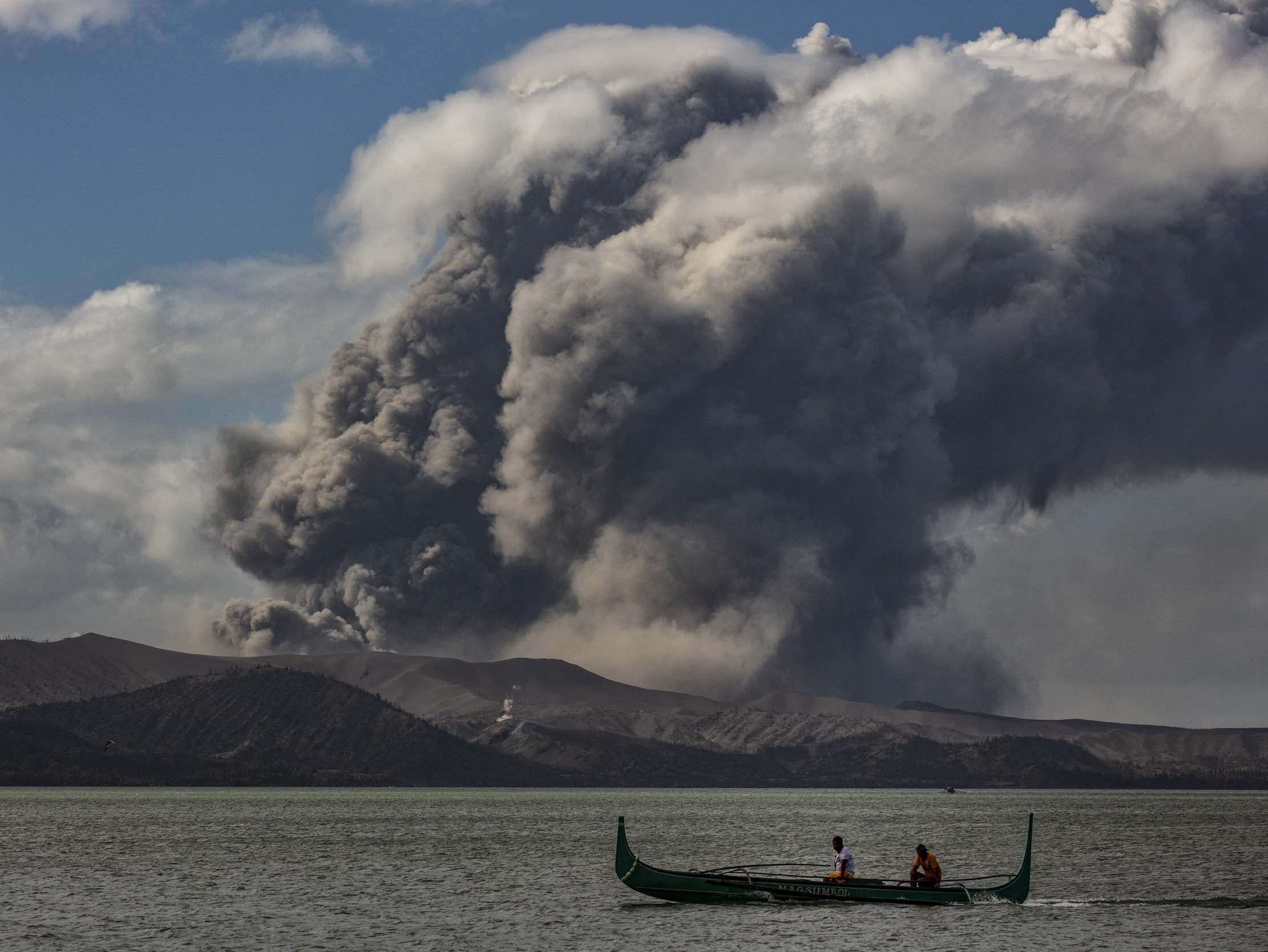 Philippines Taal Volcano News Live Latest Updates As More Earthquakes Strike The Independent The Independent