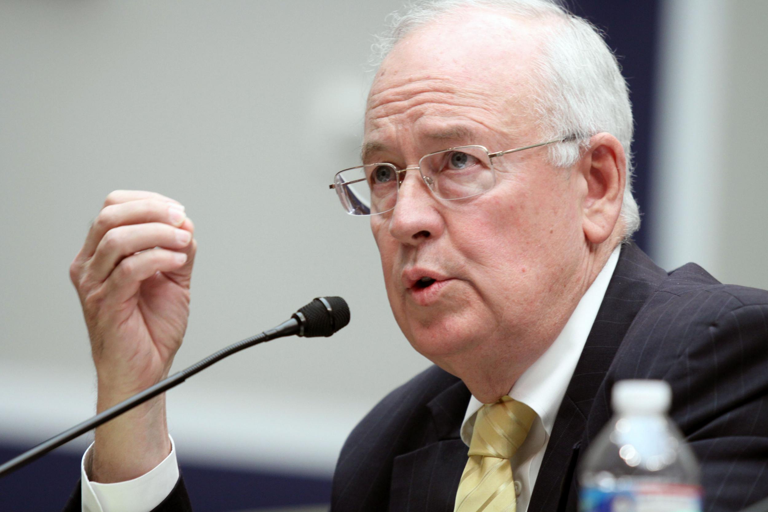 Kenneth Starr was appointed special counsel at the time of Bill Clinton's impeachment