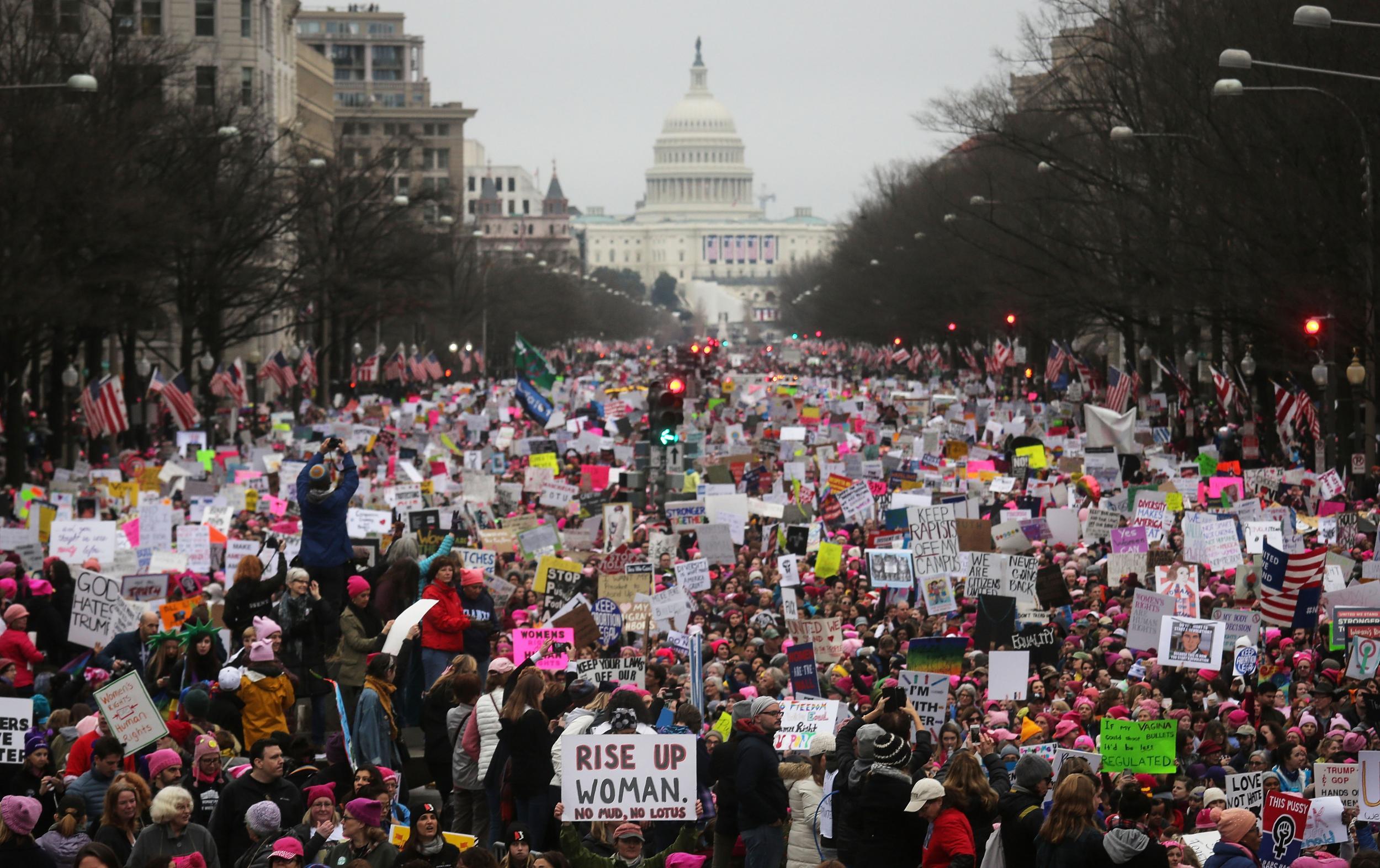 US National Archives forced to apologise for blurring anti-Trump rally signs