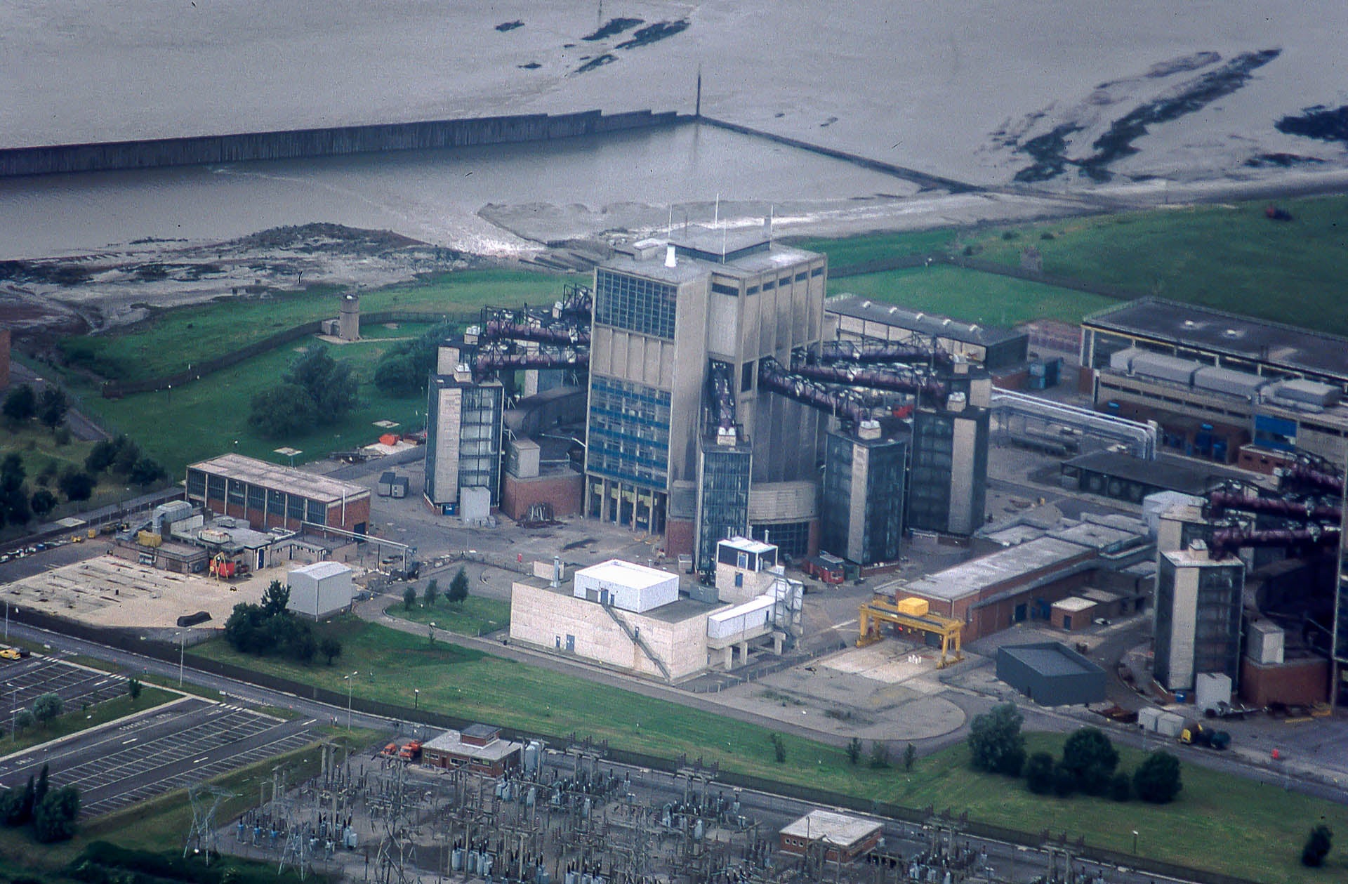 Berkeley nuclear power station in Gloucestershire, pictured in 1981, was decommissioned in 1989