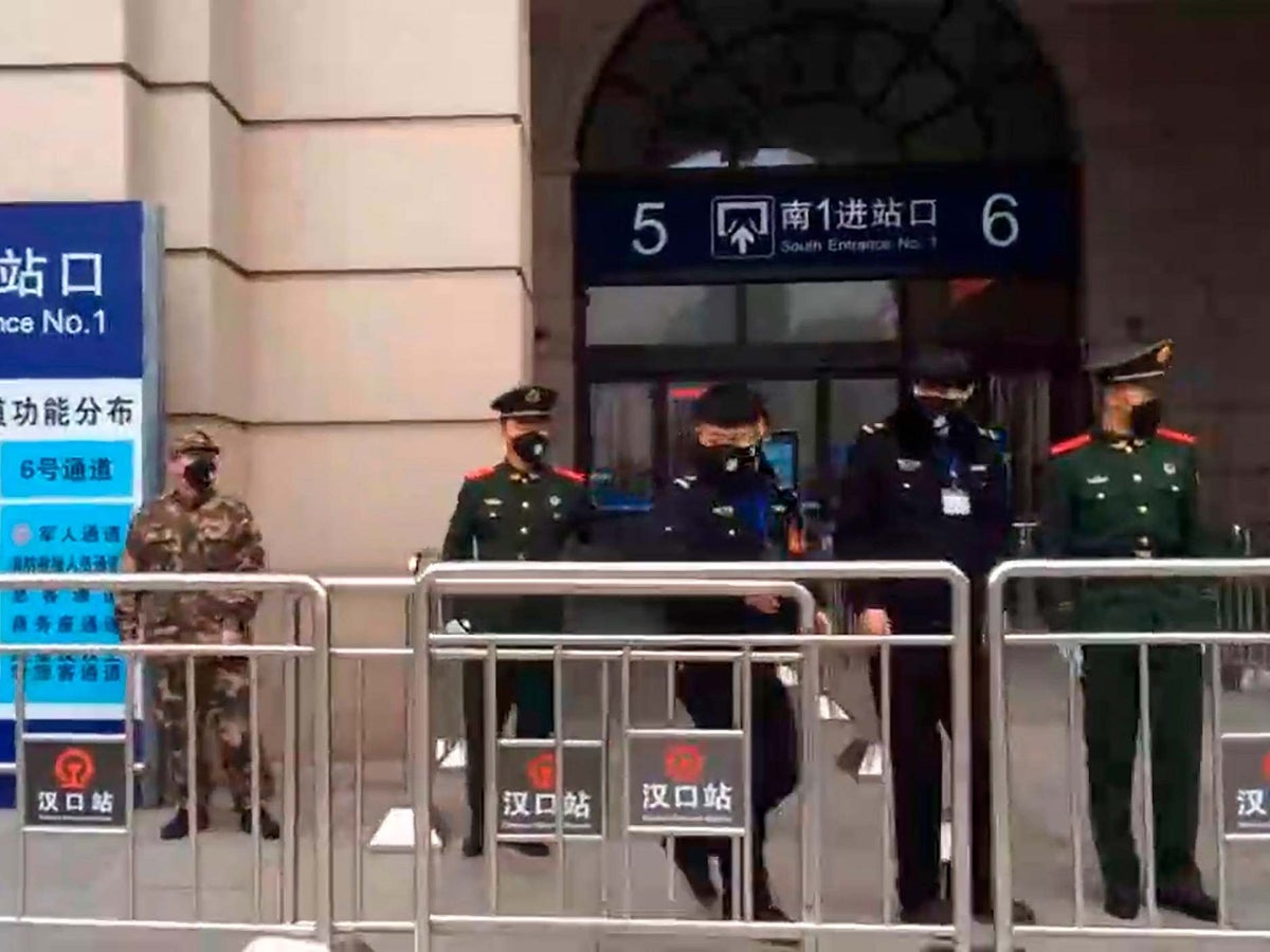 China Coronavirus Swat Teams Guard Wuhan S Train Station As City On Lockdown Amid Fears Thousands Of People Infected The Independent The Independent