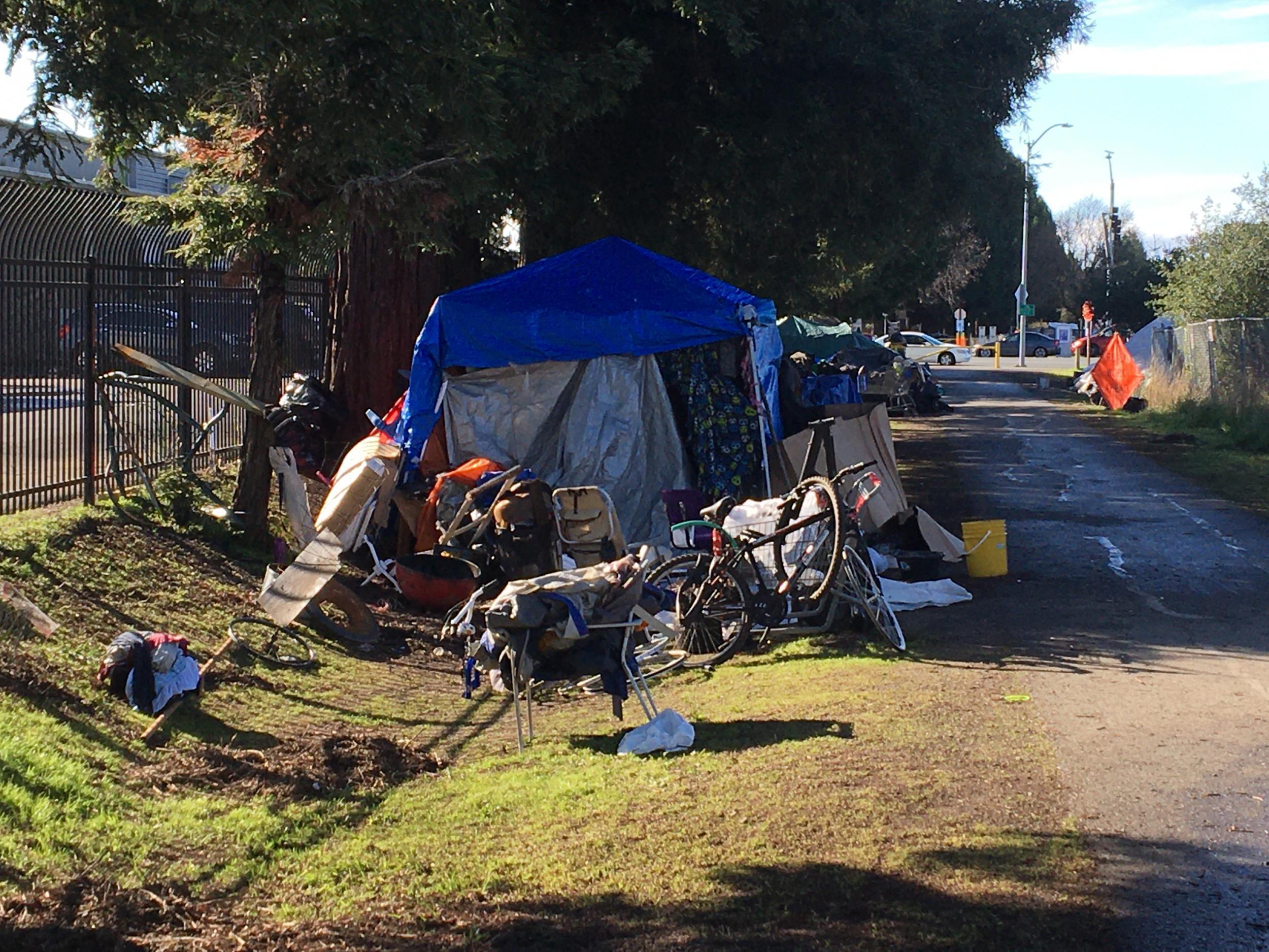 mile long California homeless camp mile long California homeless camp