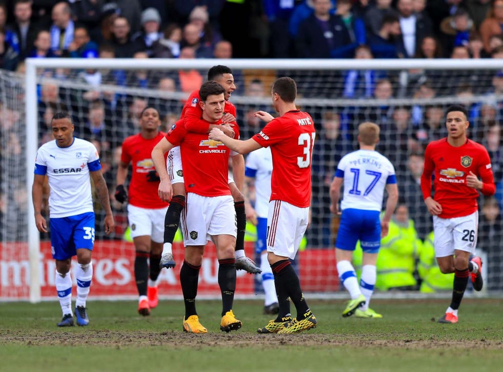 Manchester United celebrate Harry Maguire's opening goal