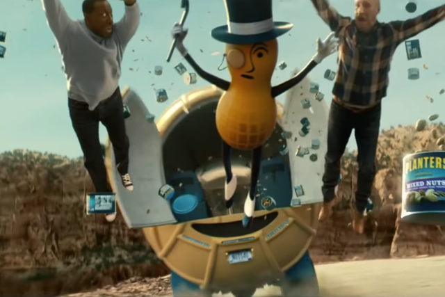The commercial shows a mountainside crash which sees the brand mascot fall to his death
