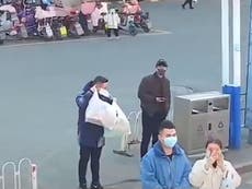 Drones chastise Chinese residents for not wearing face masks