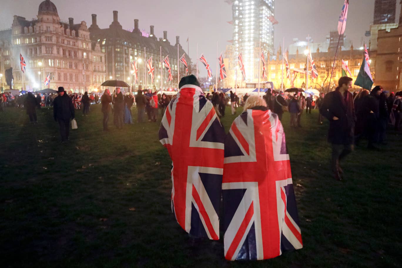 Почему в британии приспущены флаги. Брексит 2015. Брексит 2016 Великобритания. Брексит референдум 2016. Выход Британии из Евросоюза.