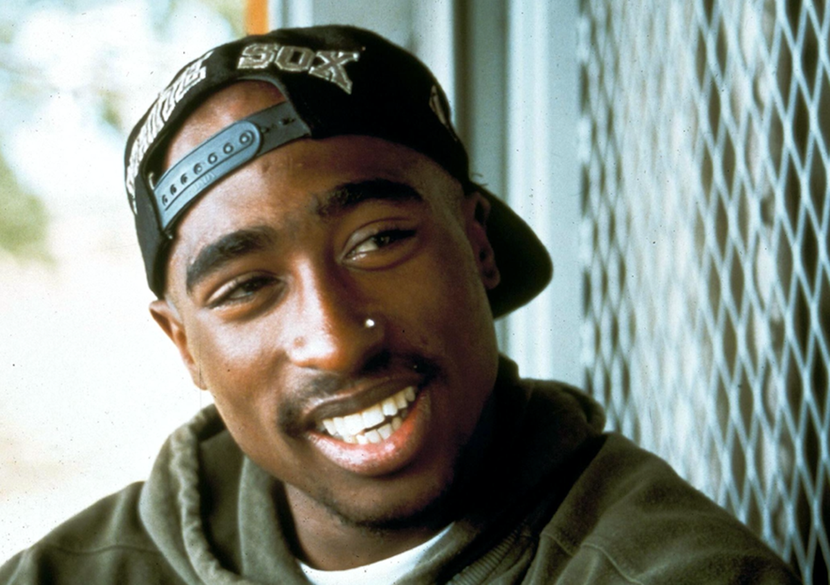 Tupac Shakur – News: Las Vegas police search home in connection with historic murder of hip hop star
