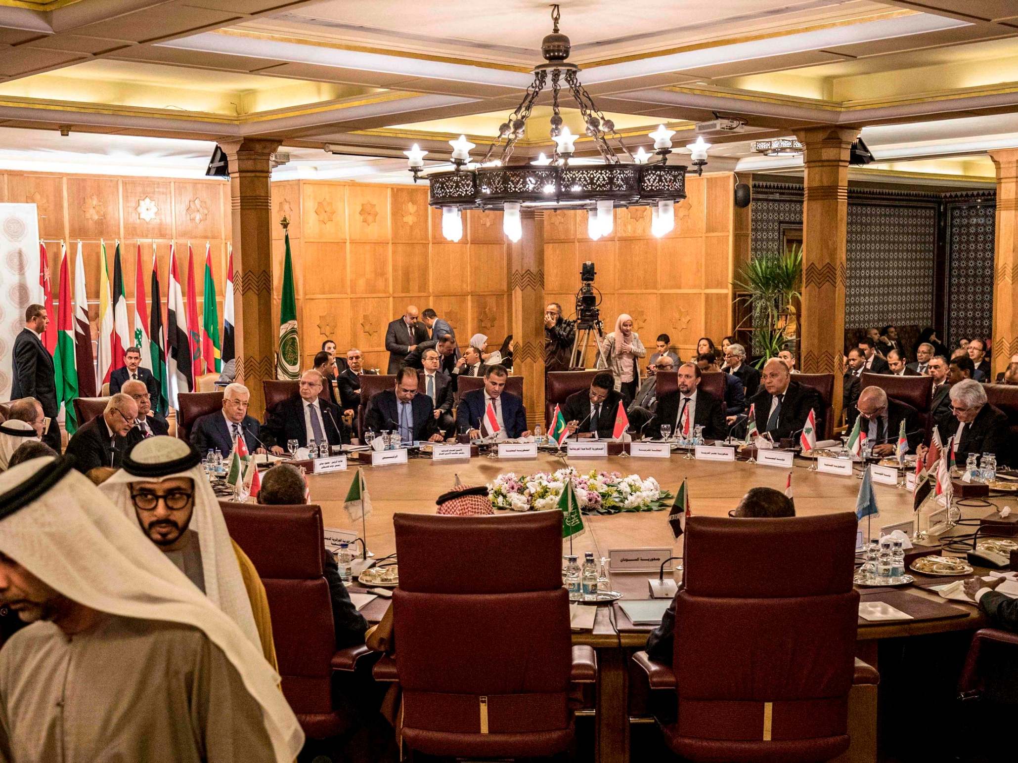 An Arab League emergency meeting is held to discuss the US proposal (AFP/Getty)
