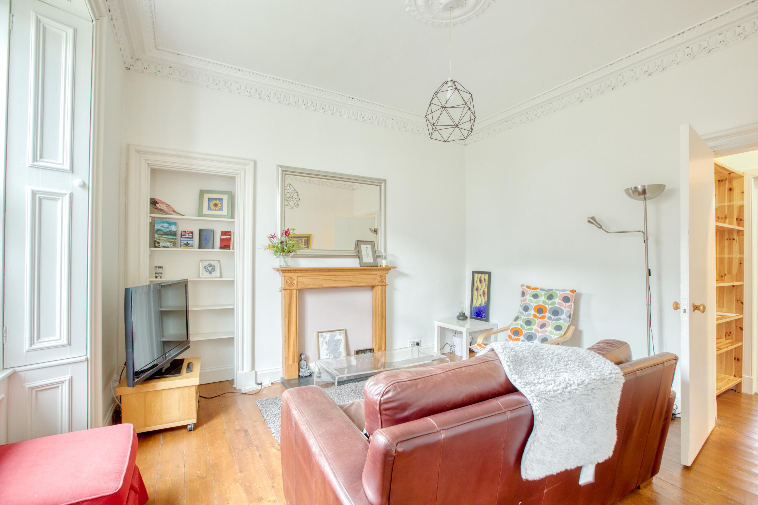 This cosy Shandon residence is within staggering distance of some of the city's best pubs
