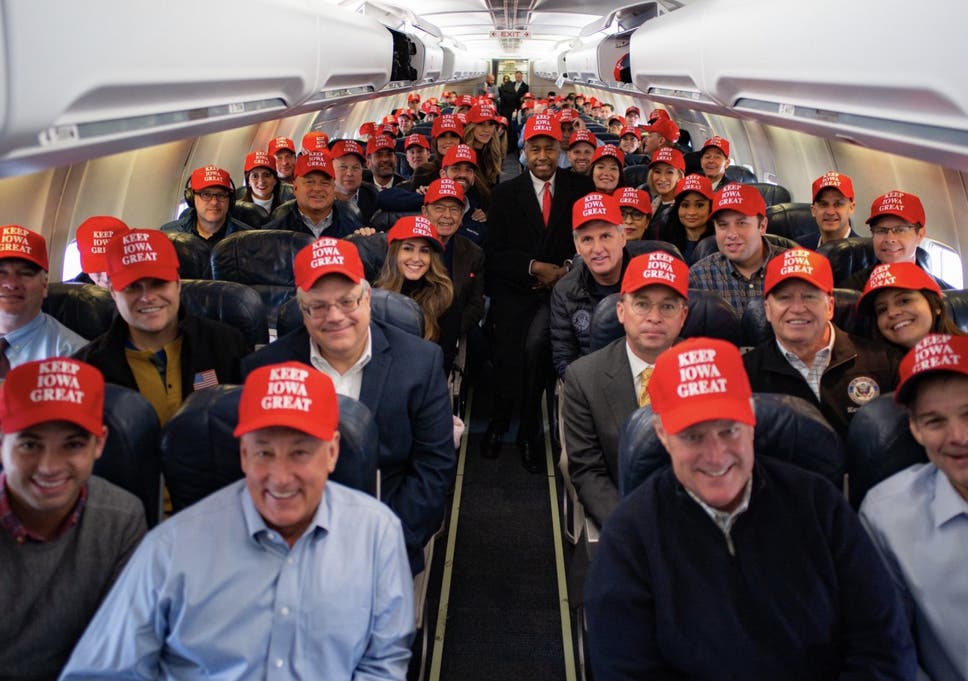 Tim Murtaugh, director of communications for the Trump re-election campaign tweeted the photo of Team Trump leaving Iowa
